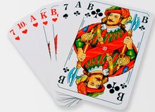 Ansicht auf aufgefächerte Skatkarten, französisches Blatt.