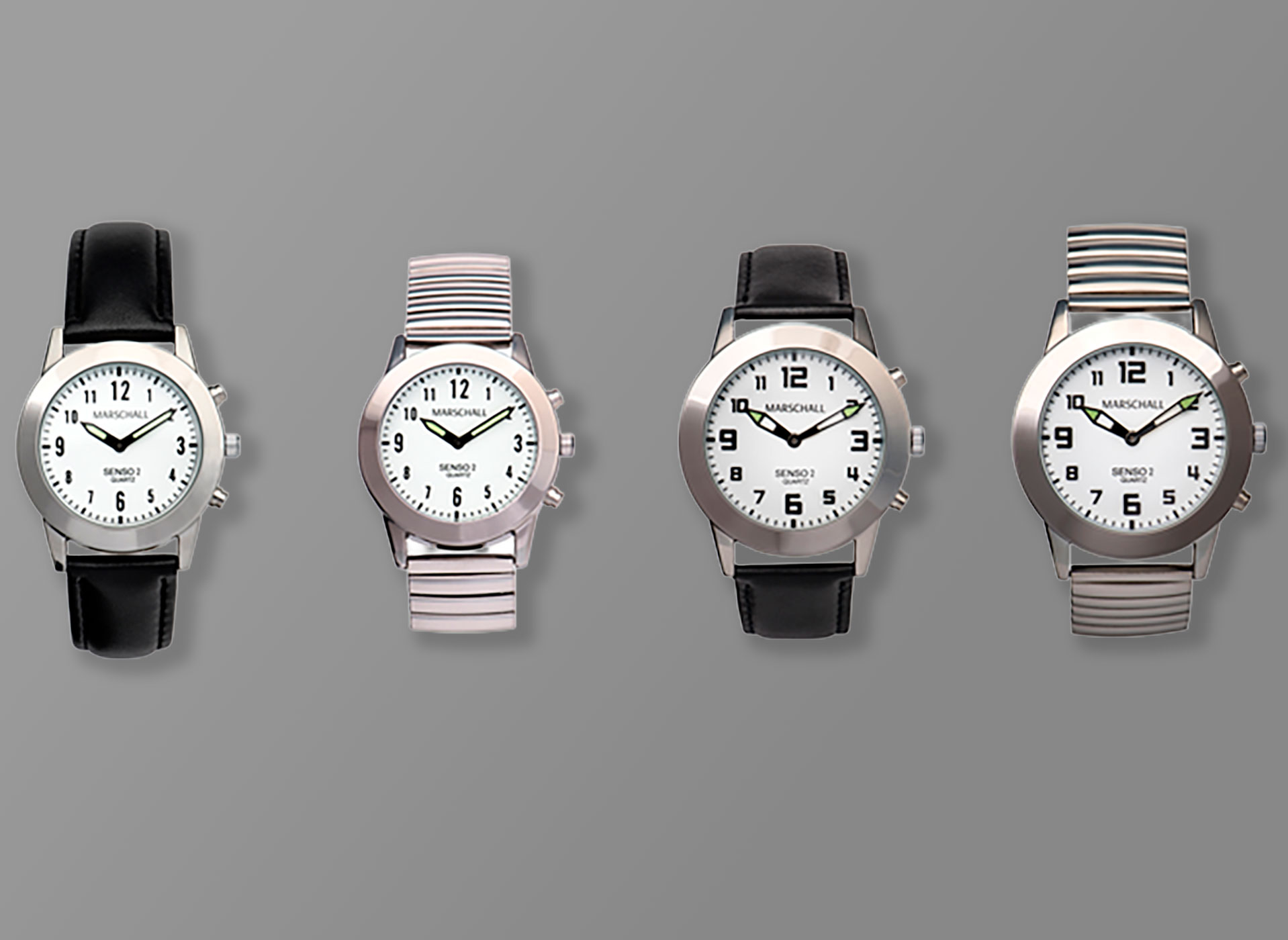 Ansicht auf vier Uhren nebeneinander.