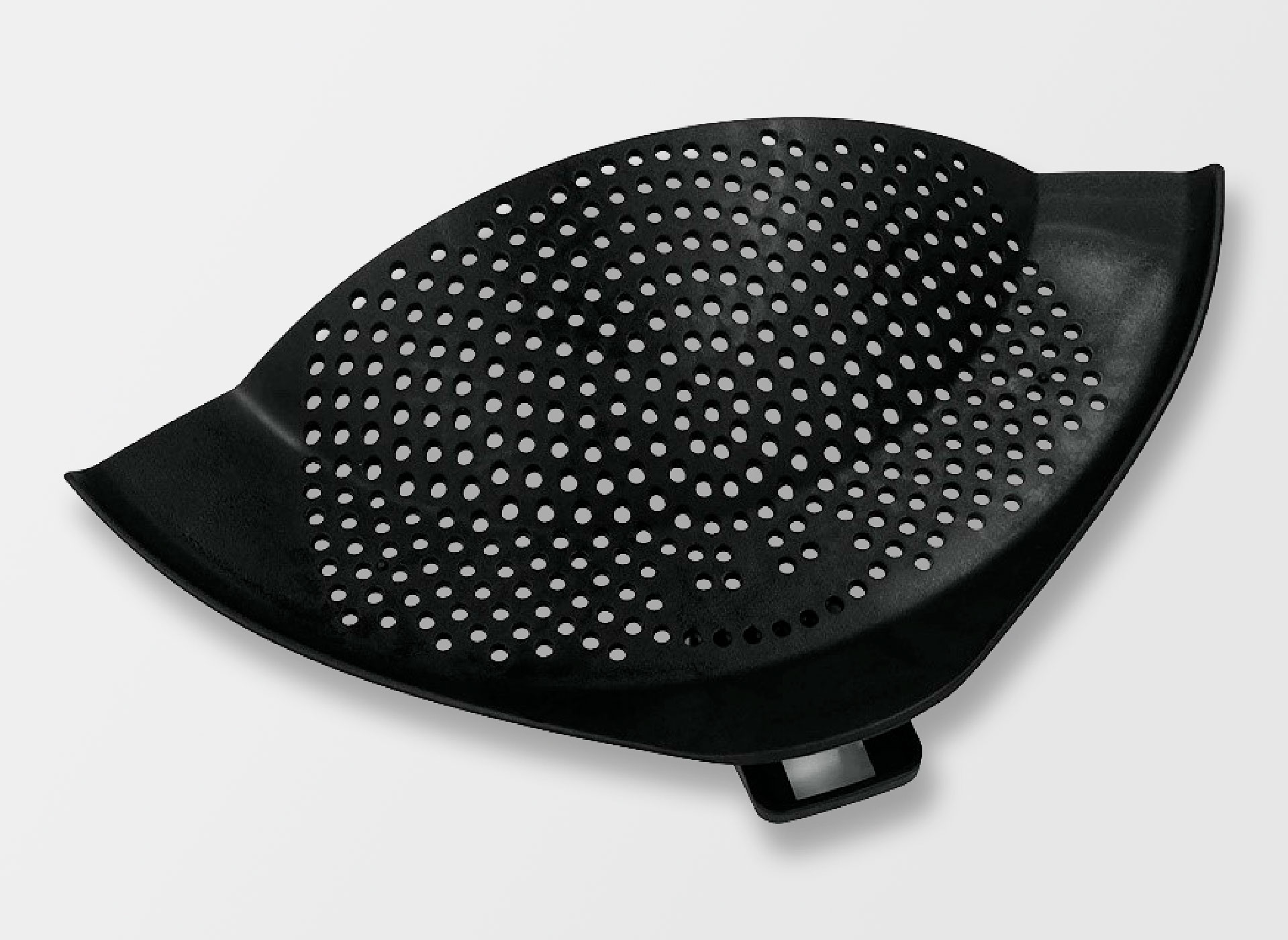 Ansicht auf ein schwarzes Sieb.